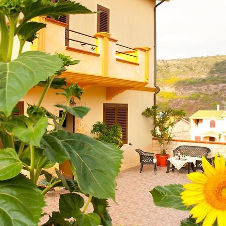 Casa Vacanze Sandalia Боса Экстерьер фото